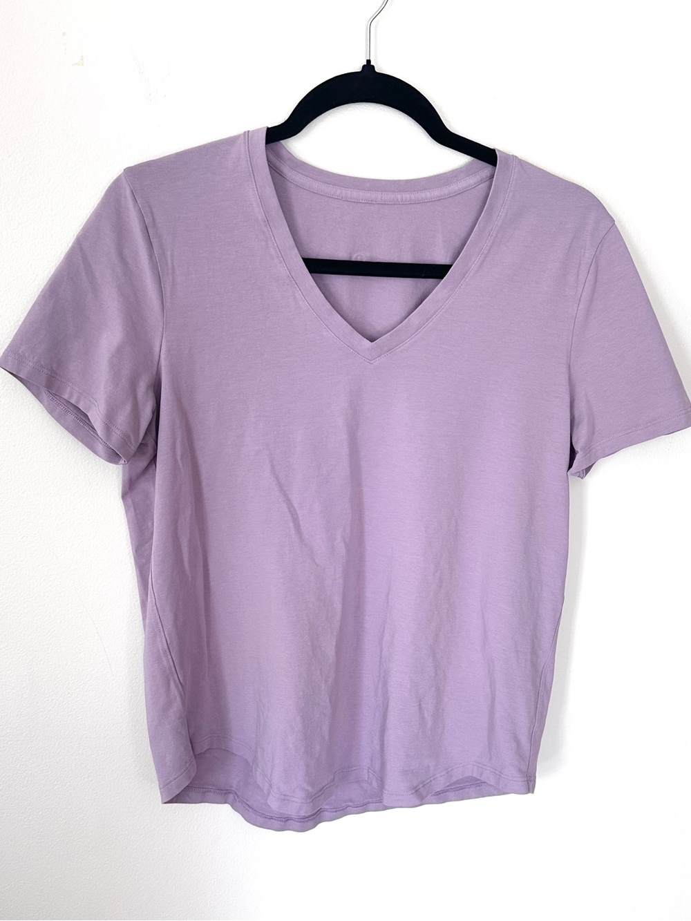 Lululemon Love v-neck short sleeve shirt Lavender Frost size 10